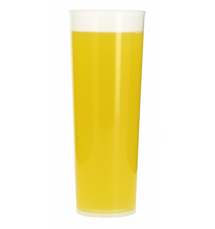 Plastikowy kubek z rurką